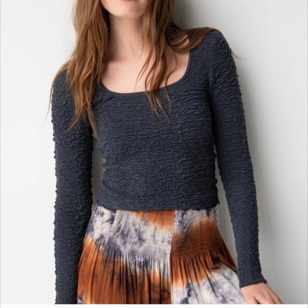 Textured Black Long Sleeve Top